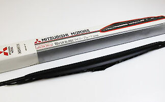 Mitsubishi OEM Blade assy,windshield wiper driver, 600mm (MR574654)