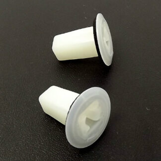 Mitsubishi OEM Grommet